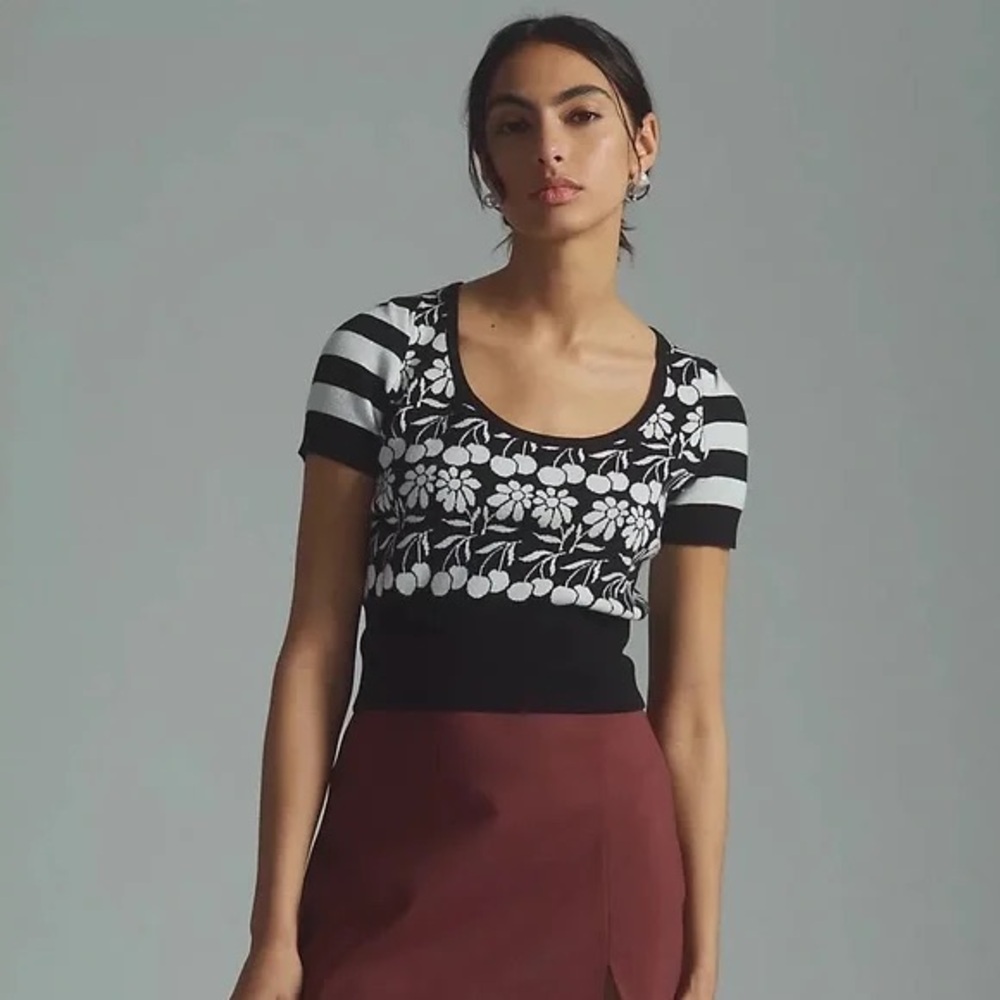 Anthropologie Maeve Trixie Cropped Short Sleeve Knit Sweater Tee Size Small